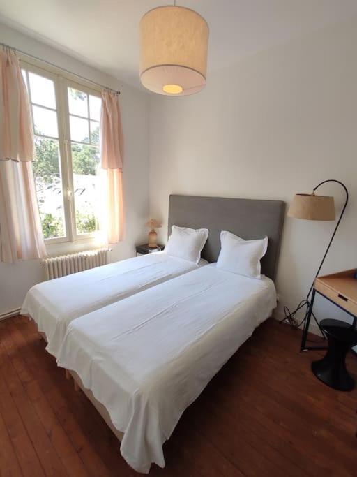 Maison Pour 6/7 Personnes A 400m De La *
